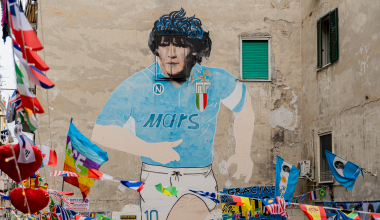 maradona quartieri spagnoli